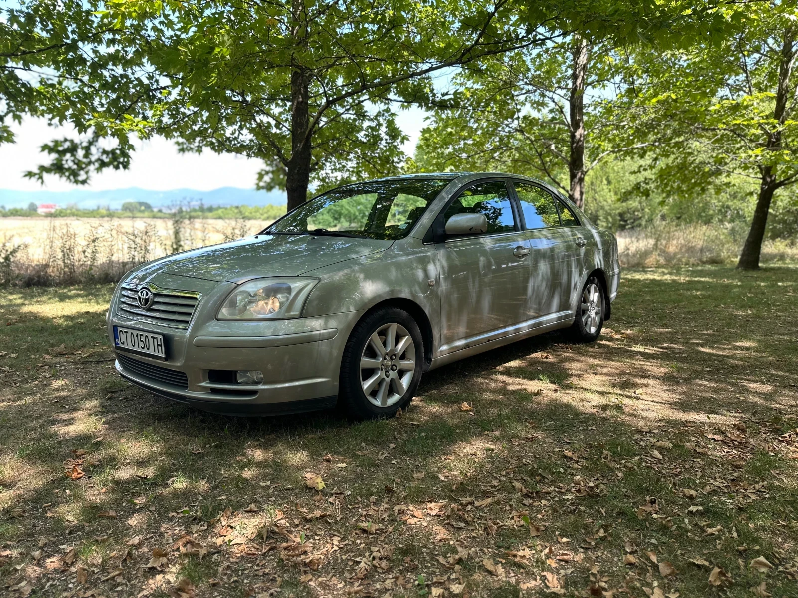 Toyota Avensis 2, 0 D-4D - изображение 6