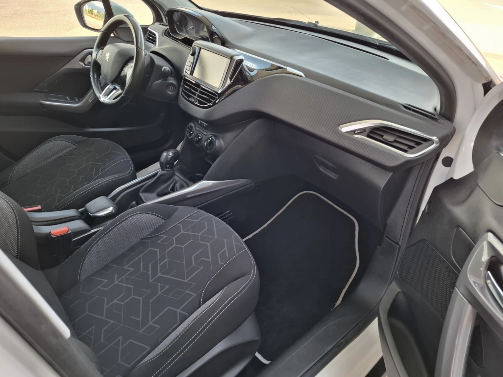 Peugeot 2008 1.6 Blue-HDi* FACE* NAVI* EURO6 | Mobile.bg   11