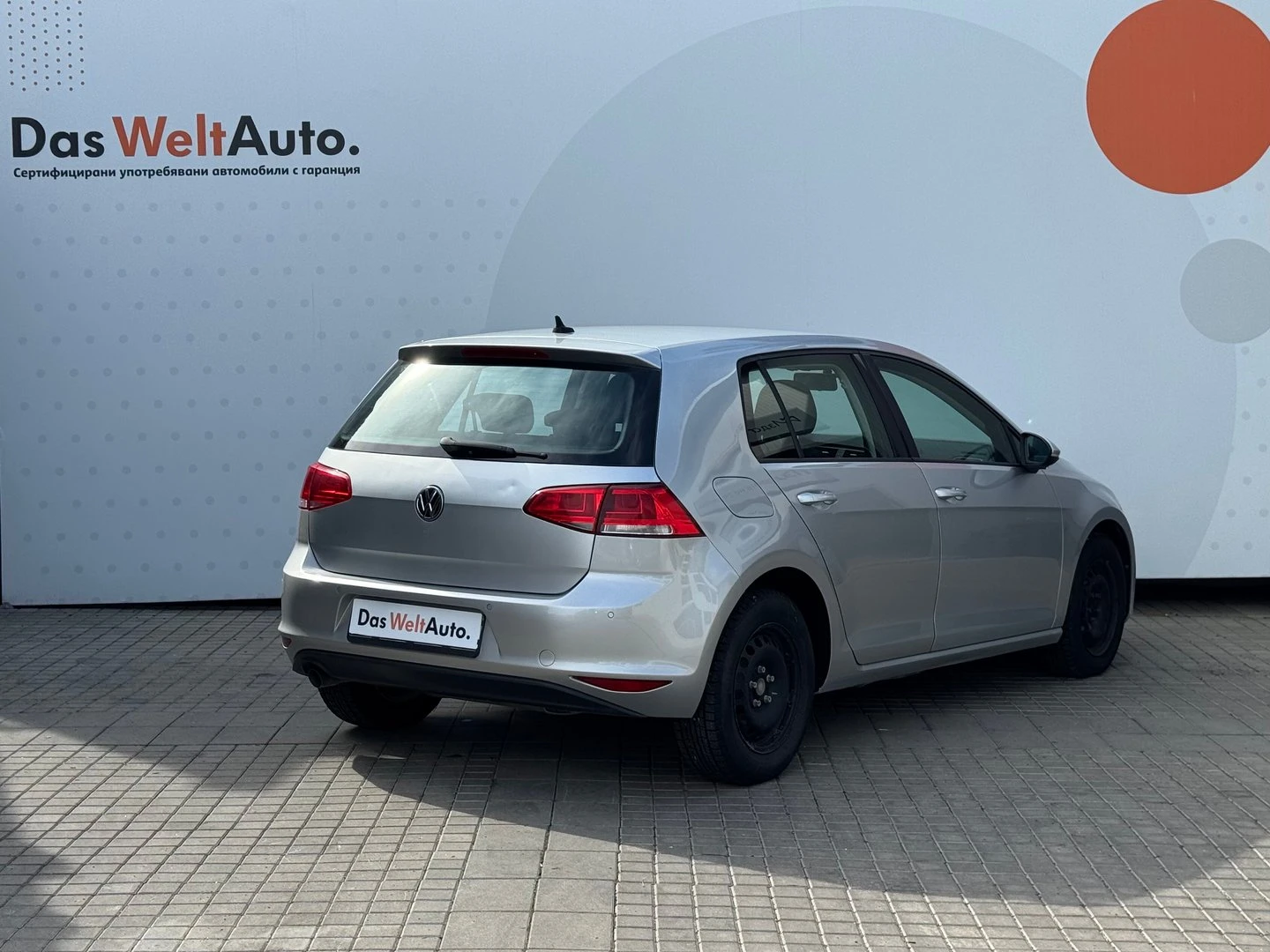 VW Golf Trendline 1.6TDI BMT | Mobile.bg — изображение 2