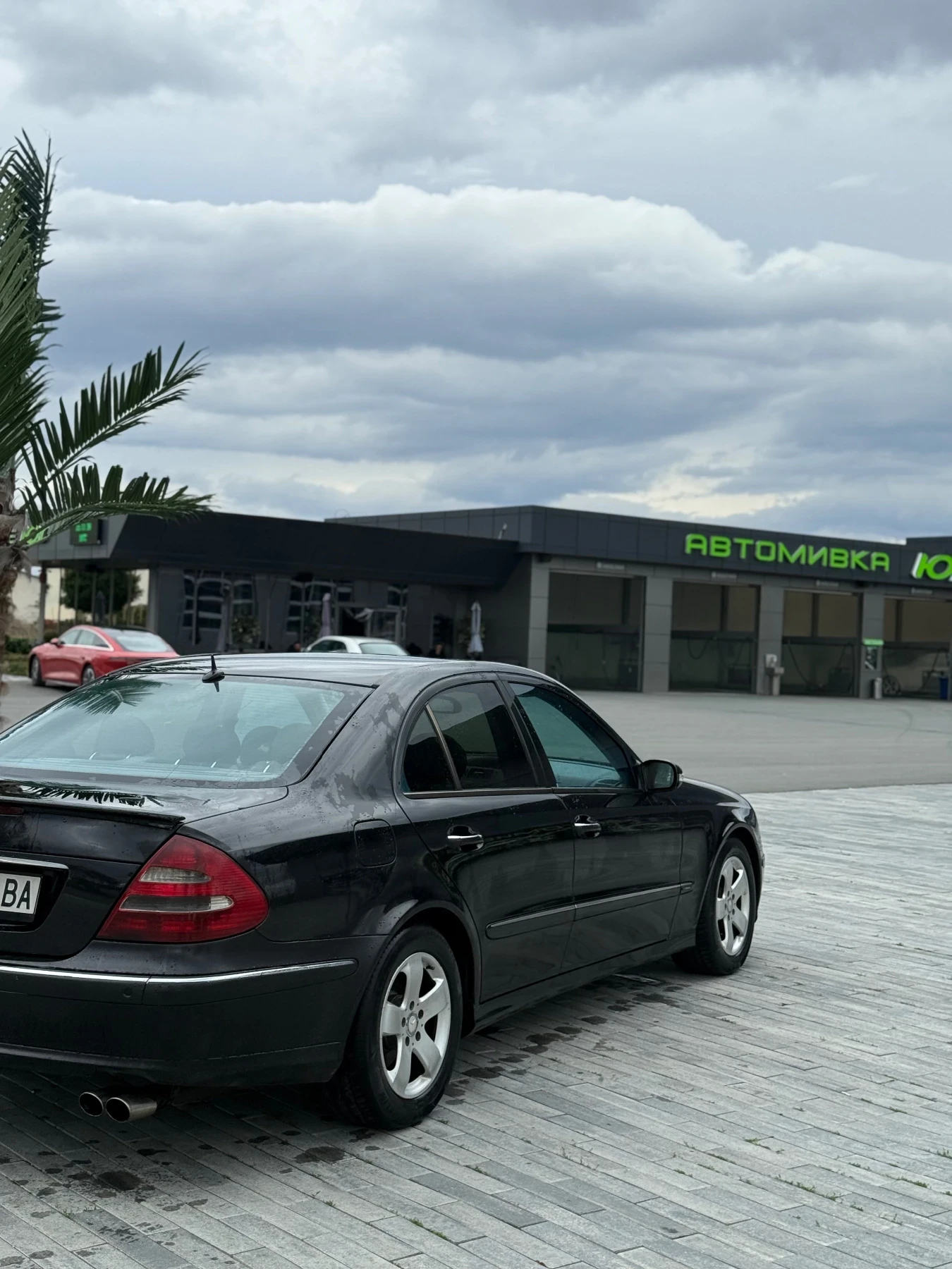 Mercedes-Benz E 270  - изображение 3