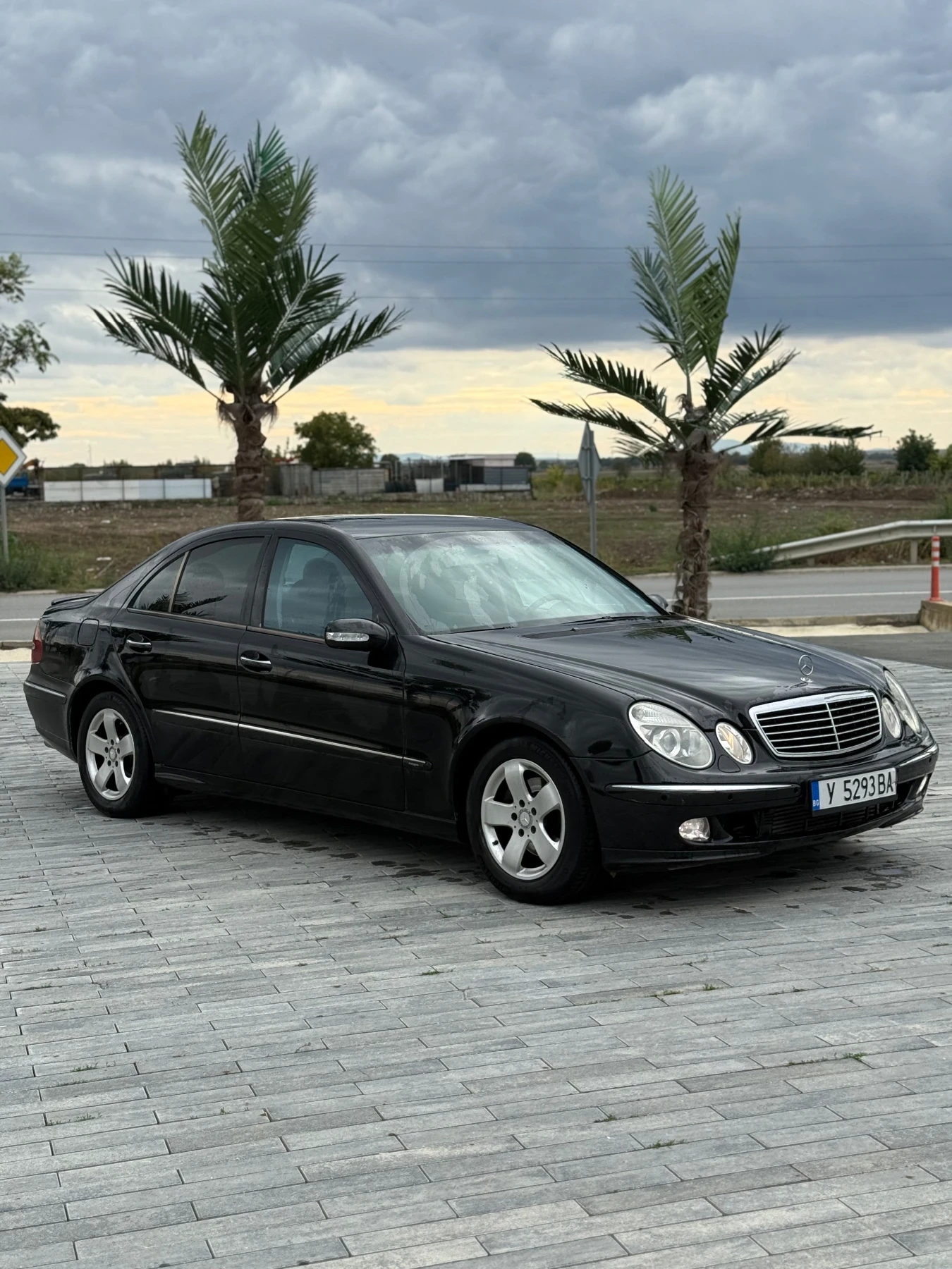 Mercedes-Benz E 270  - изображение 2