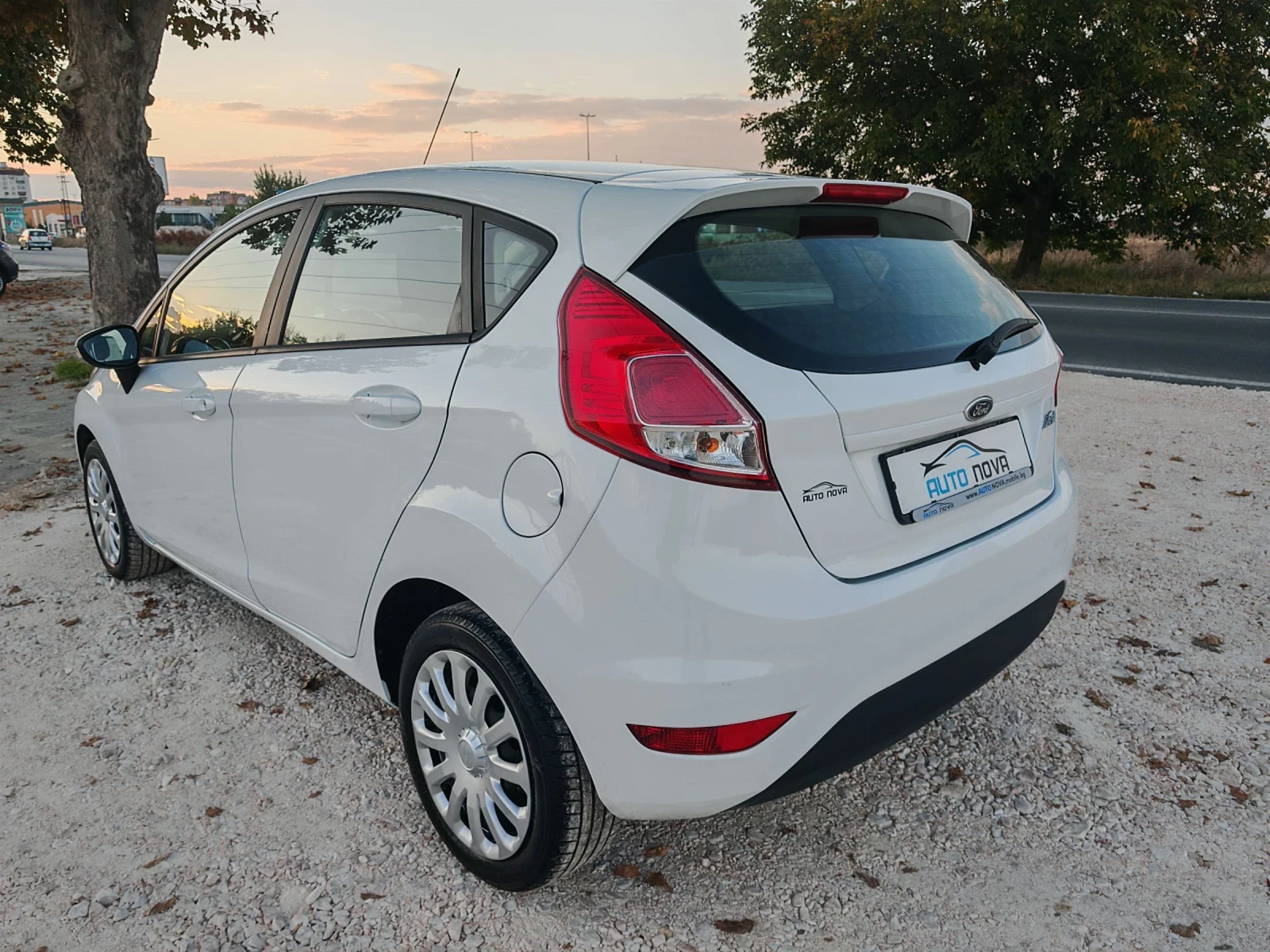Ford Fiesta 1.4 БЕНЗИН 97 К.С. ГАЗ! УНИКАЛНО СЪСТОЯНИЕ! НОВА!! | Mobile.bg — изображение 5