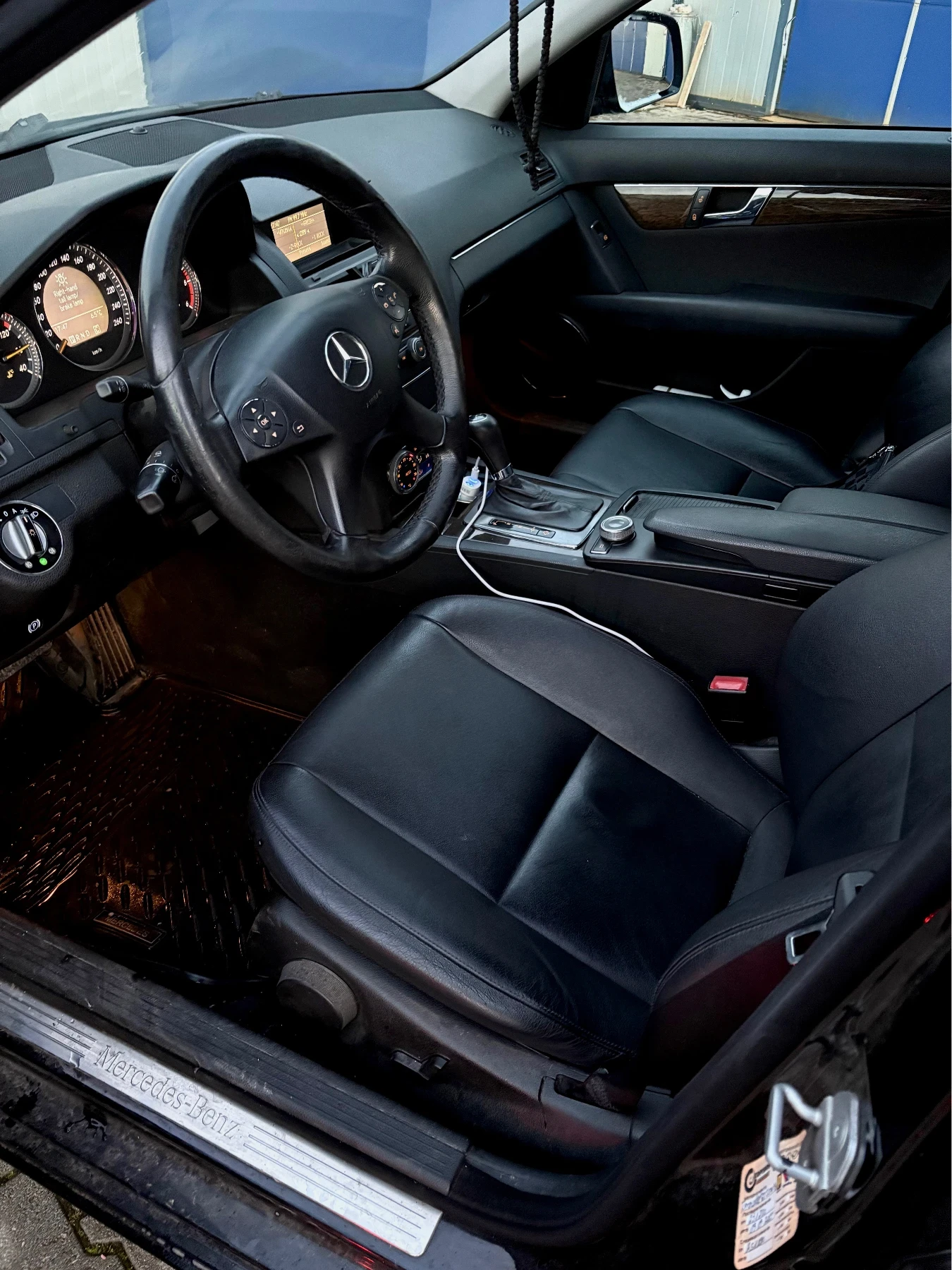 Mercedes-Benz C 220 CDI 2.2 - изображение 4