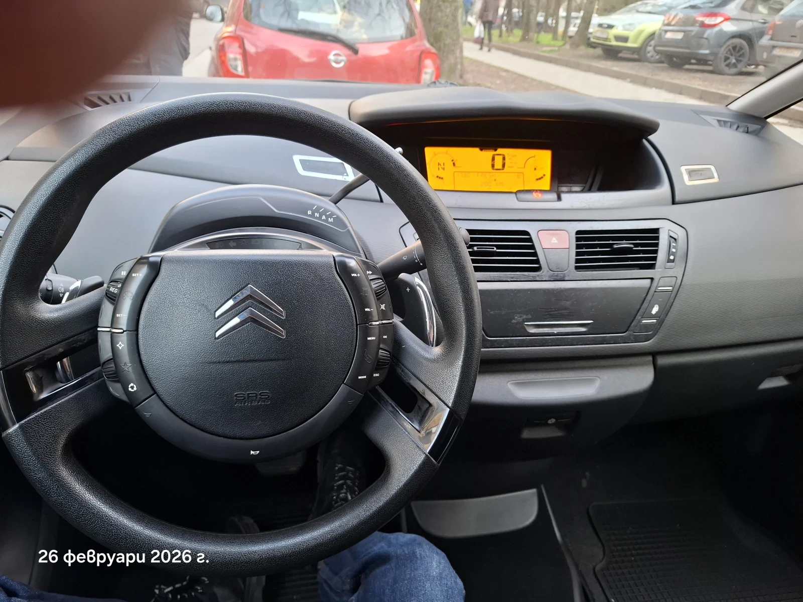 Citroen C4 Picasso  - изображение 8