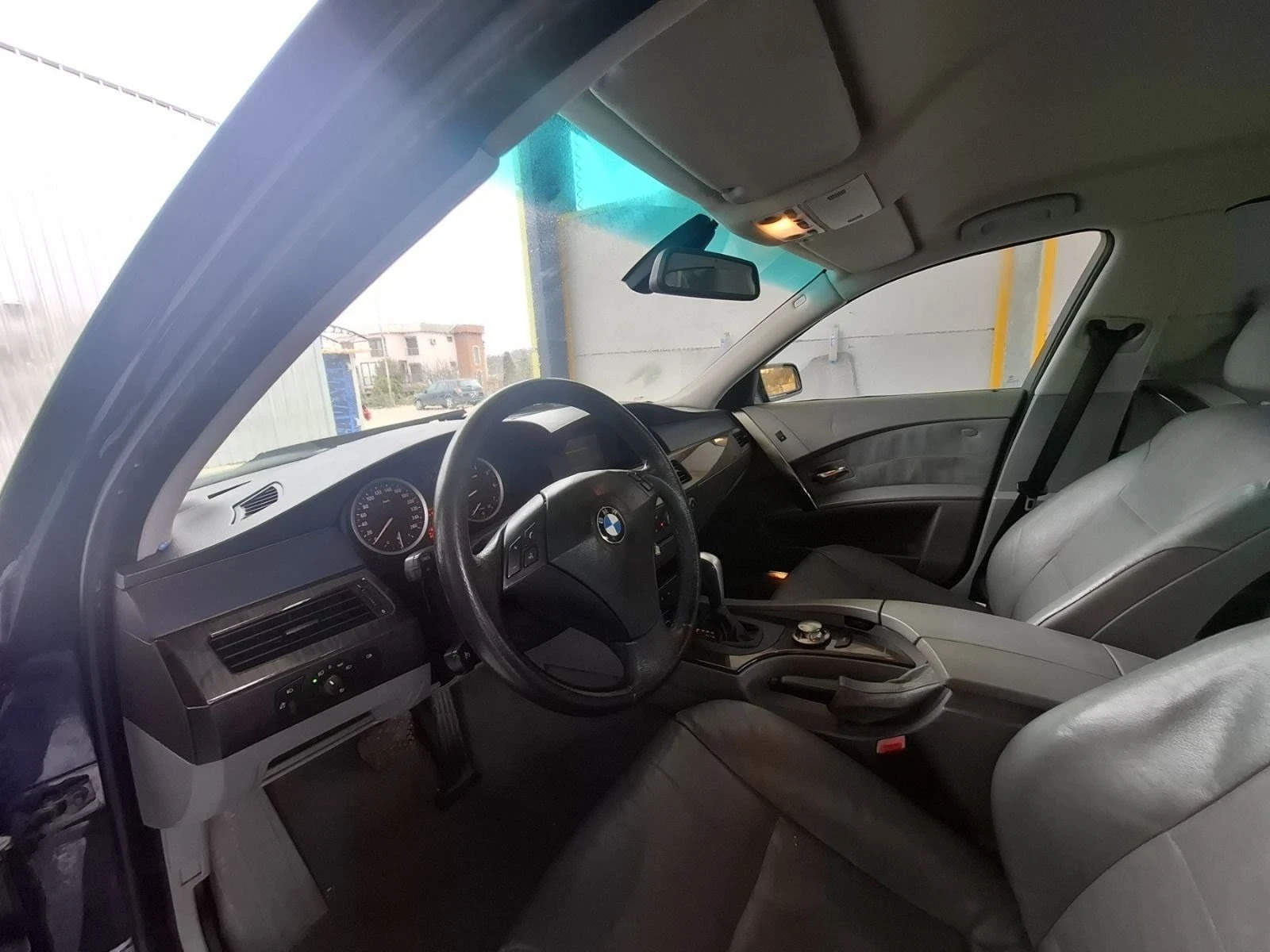 BMW 530 Напълно обслужен Газ, снимка 12 - Автомобили и джипове - 53916641