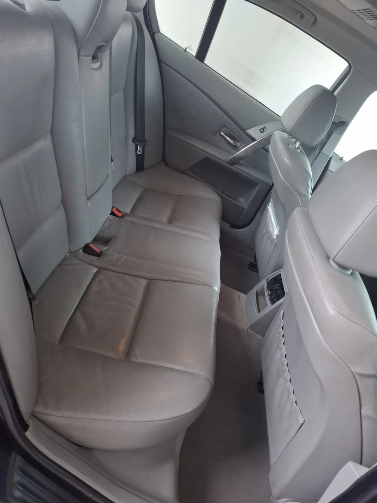 BMW 530 Напълно обслужен Газ, снимка 6 - Автомобили и джипове - 53916641