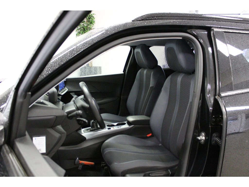 Peugeot 2008 1.5 HDI Allure, снимка 7 - Автомобили и джипове - 54218085
