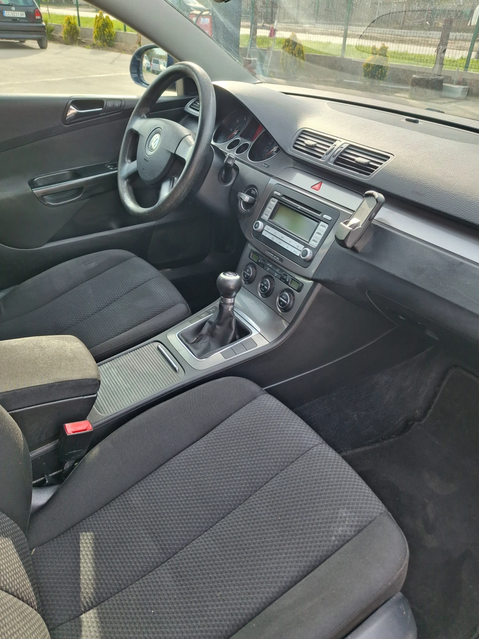VW Passat 1.9TDI 105к.с , снимка 13 - Автомобили и джипове - 54416065