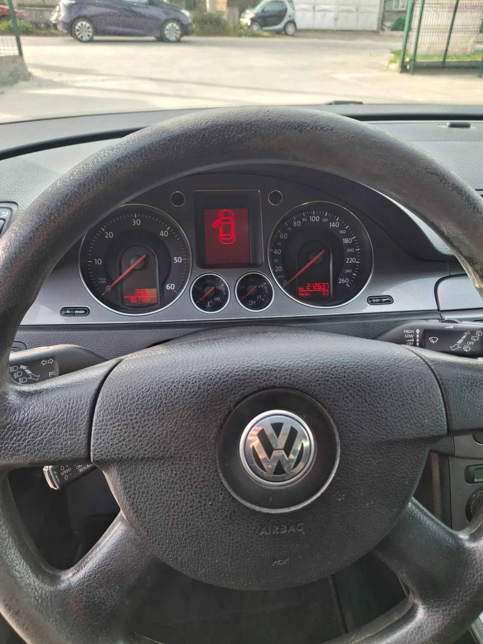 VW Passat 1.9TDI 105к.с , снимка 8 - Автомобили и джипове - 54416065