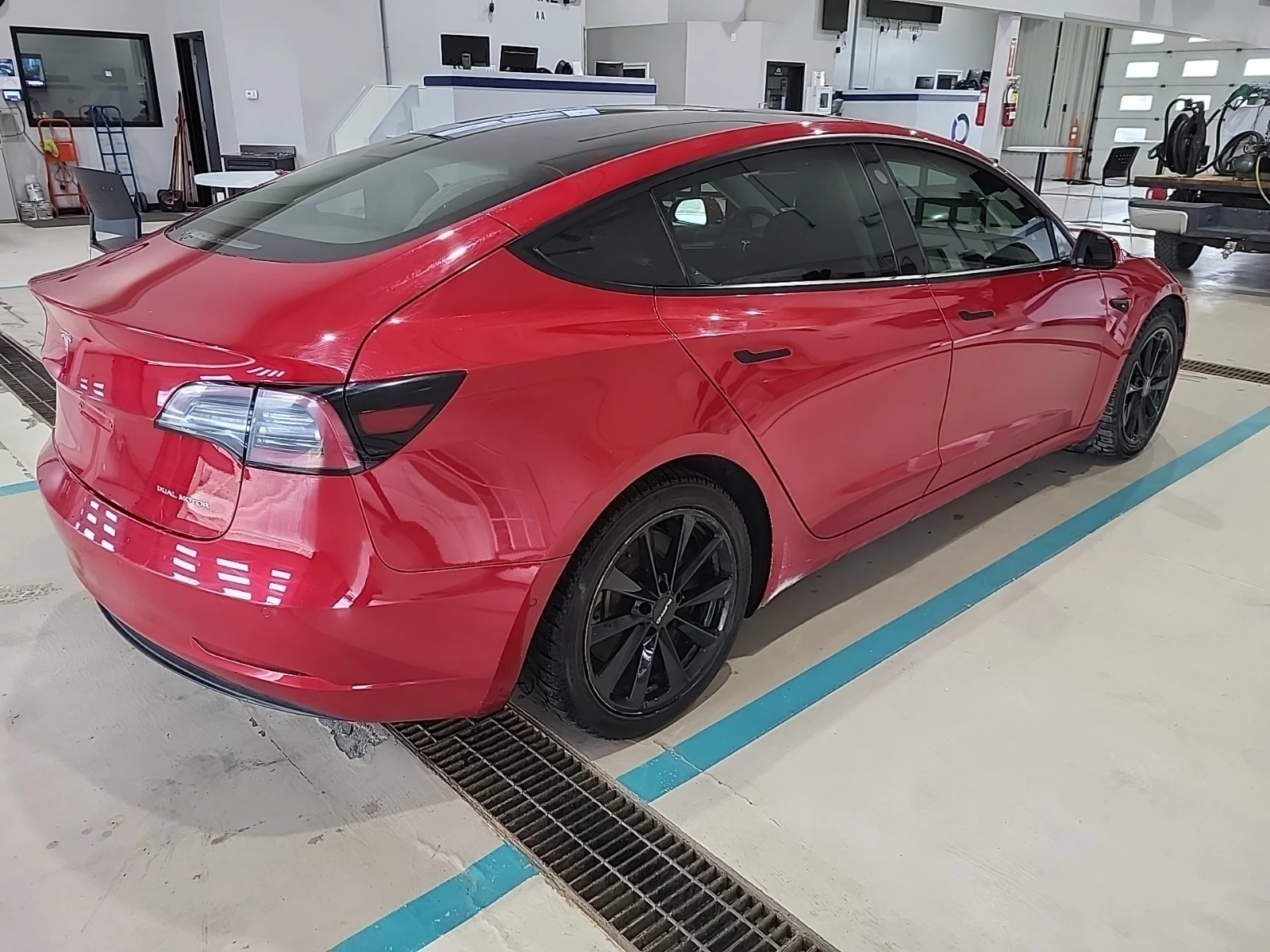 Tesla Model 3, снимка 3 - Автомобили и джипове - 54576948