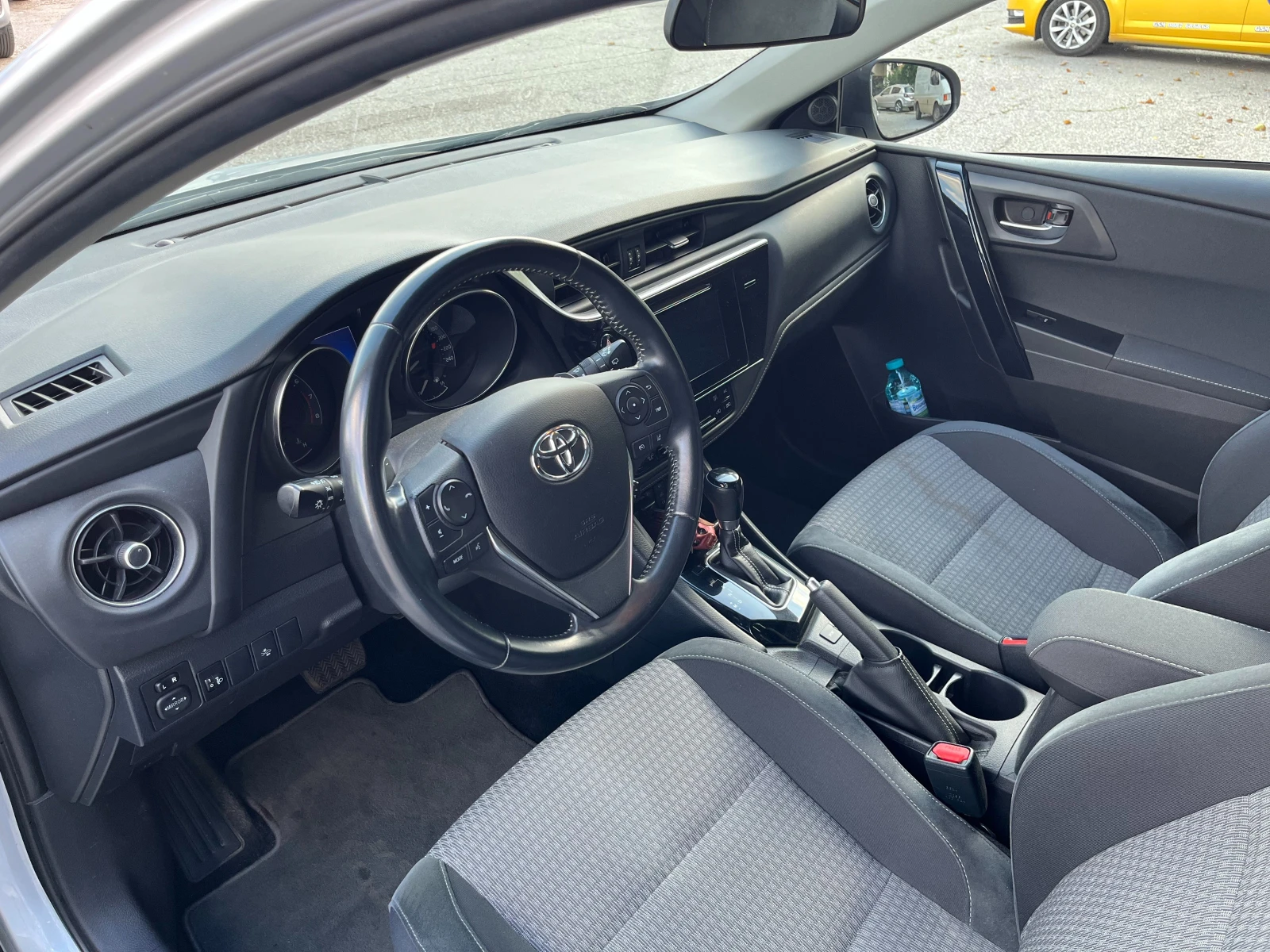 Toyota Auris | Mobile.bg � ����������� 4