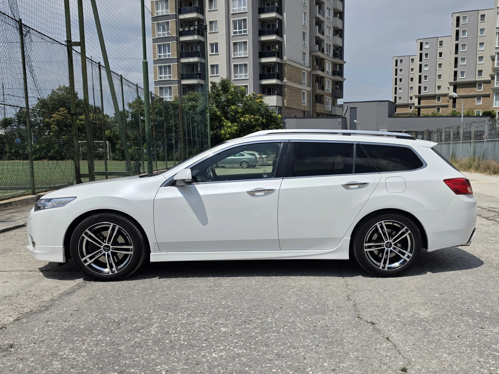 Honda Accord 2.4i-VTEC Type S Distronic+ Пълна история в ХОНДА, снимка 8 - Автомобили и джипове - 55415429