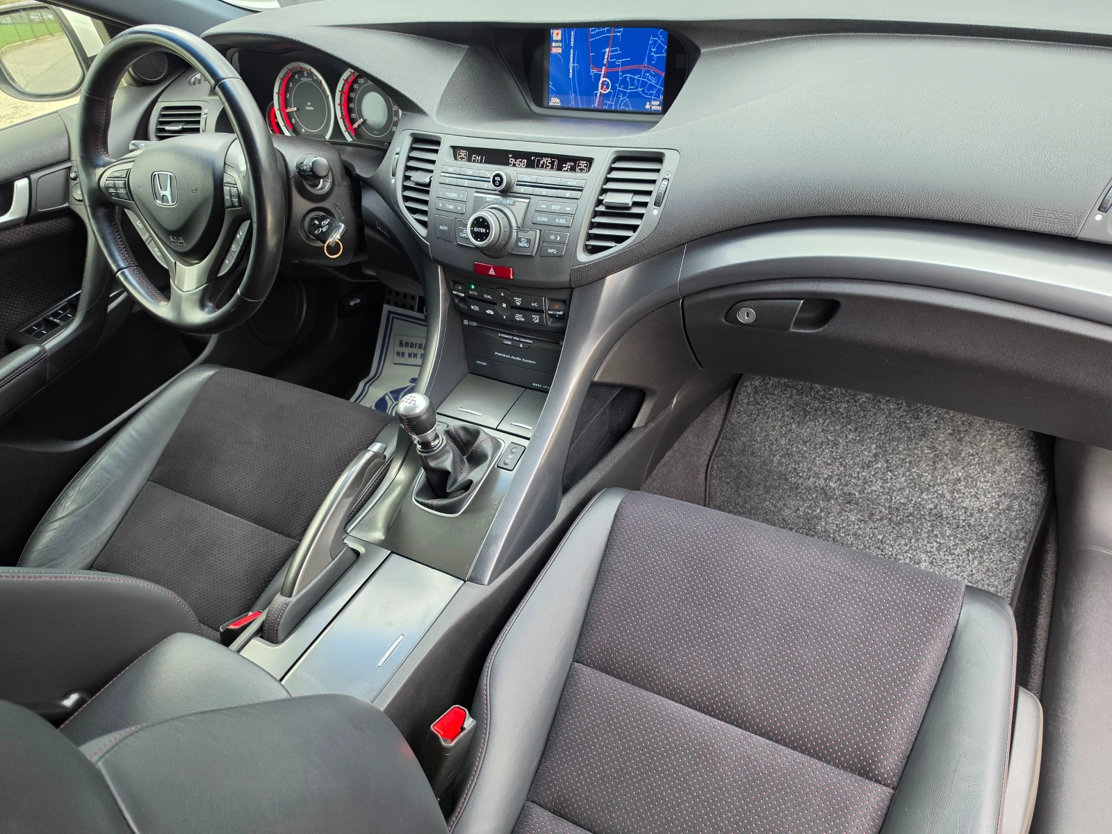 Honda Accord 2.4i-VTEC Type S Distronic+ Пълна история в ХОНДА, снимка 14 - Автомобили и джипове - 55415429