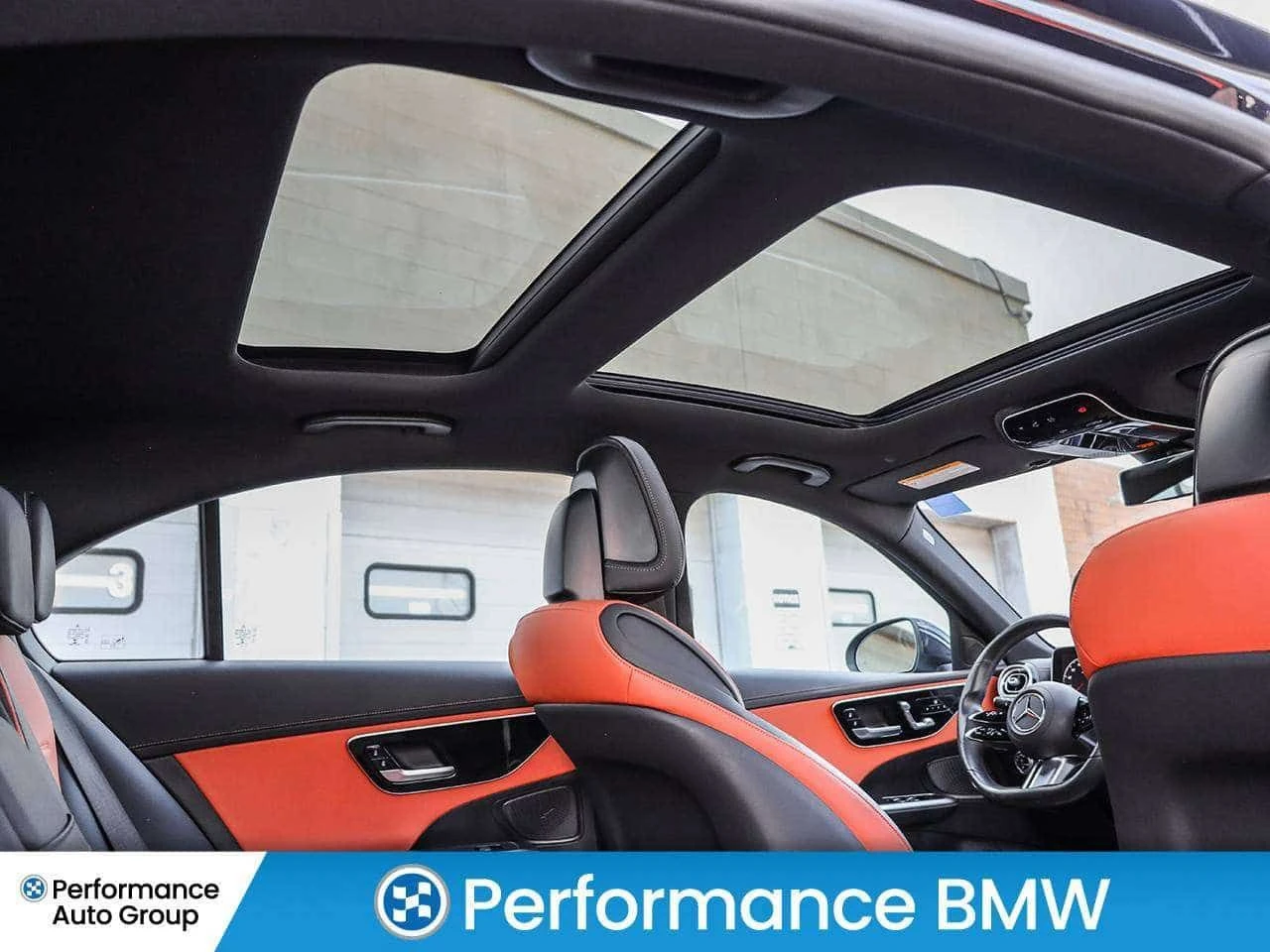Mercedes-Benz C 300 * Premium & Sport Pkg Only 38, 000kms Wireless * C, снимка 15 - Автомобили и джипове - 55421839