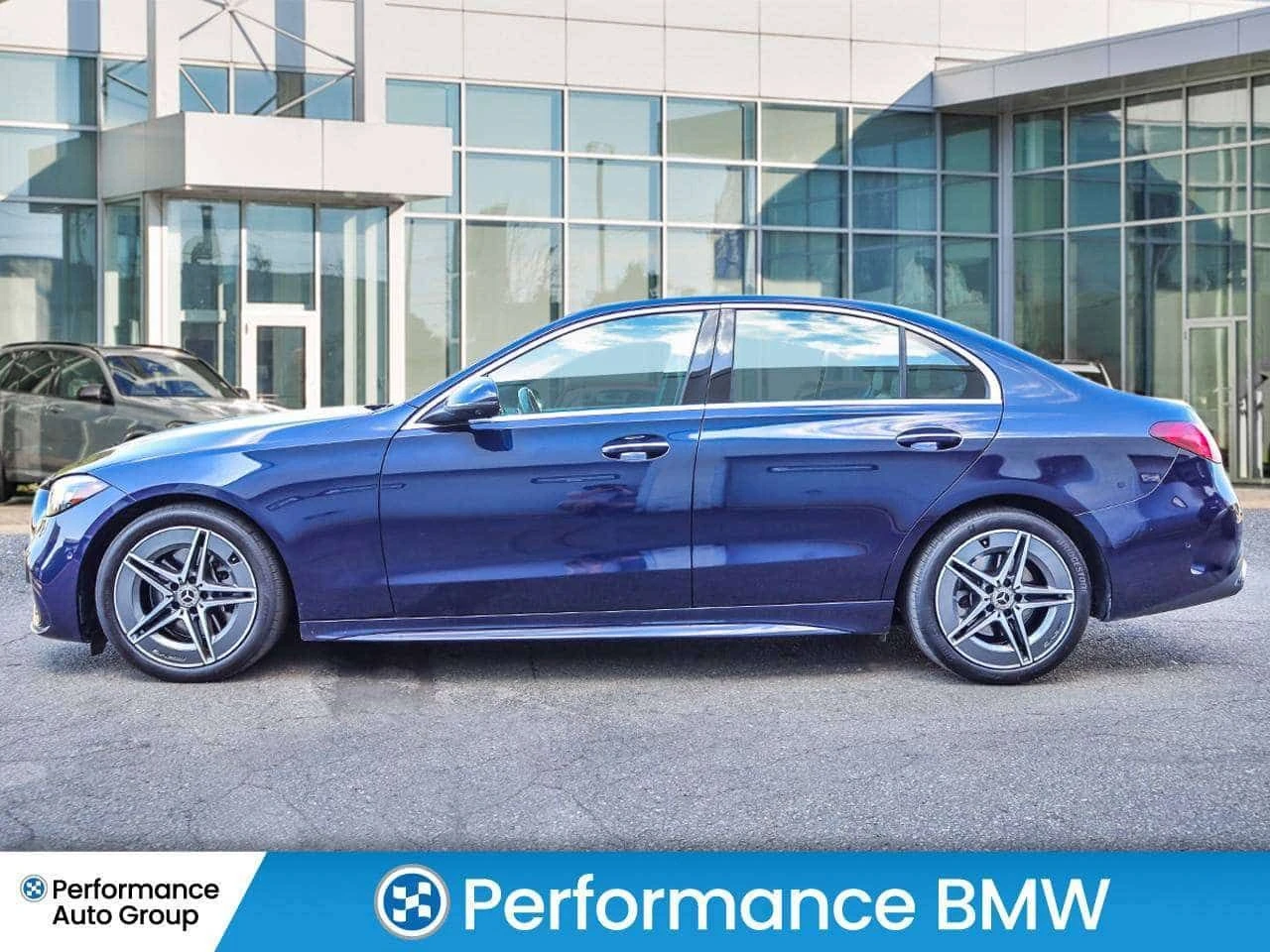 Mercedes-Benz C 300 * Premium & Sport Pkg Only 38, 000kms Wireless * C, снимка 3 - Автомобили и джипове - 55421839
