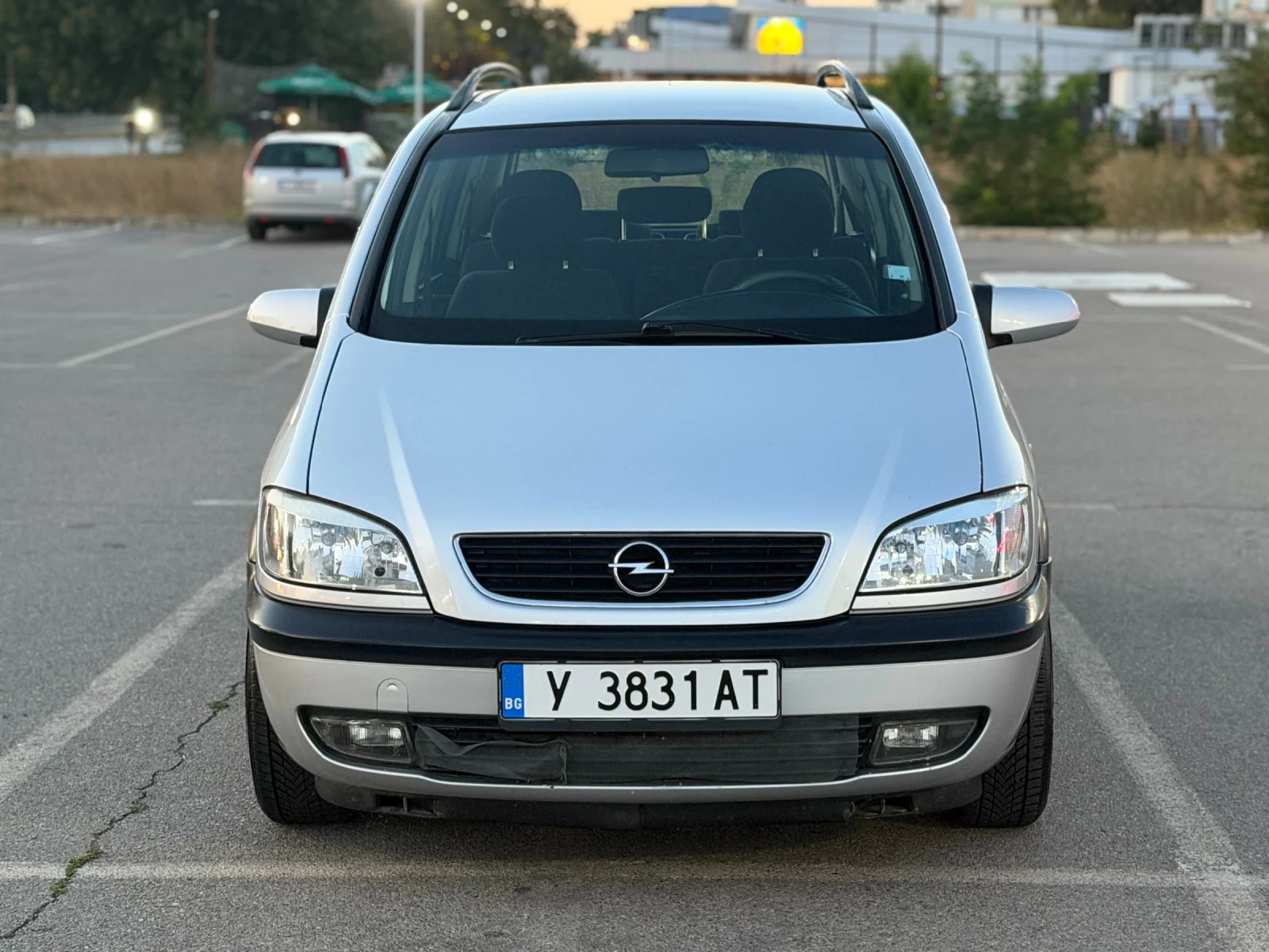 Opel Zafira 147 к.с * 7 места, снимка 2 - Автомобили и джипове - 56134259