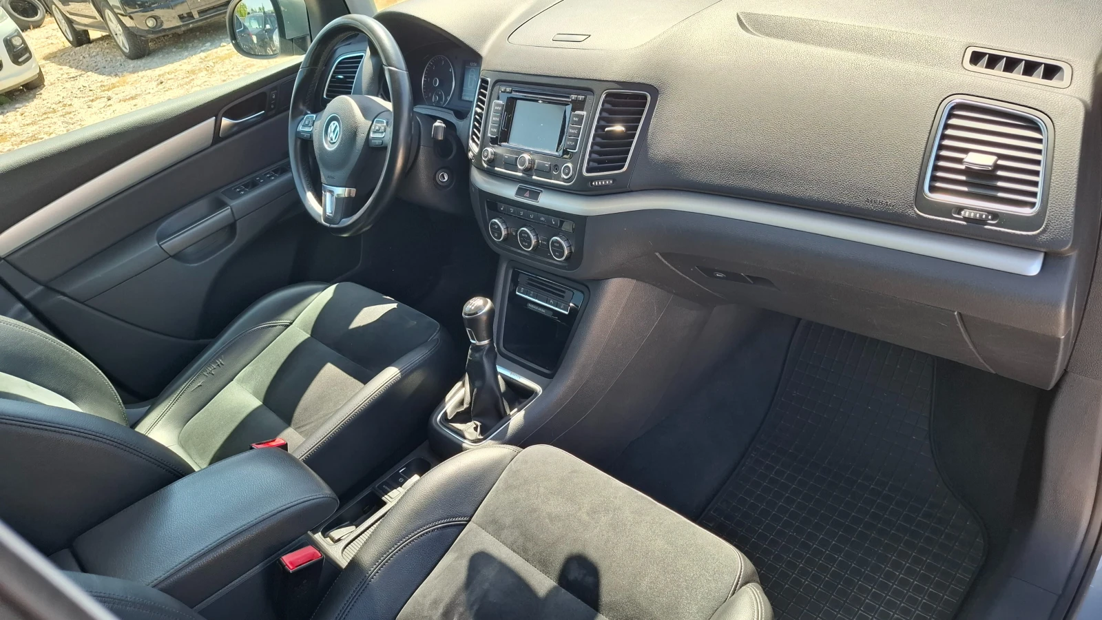 VW Sharan 2.0 TDI full led, снимка 10 - Автомобили и джипове - 56194756