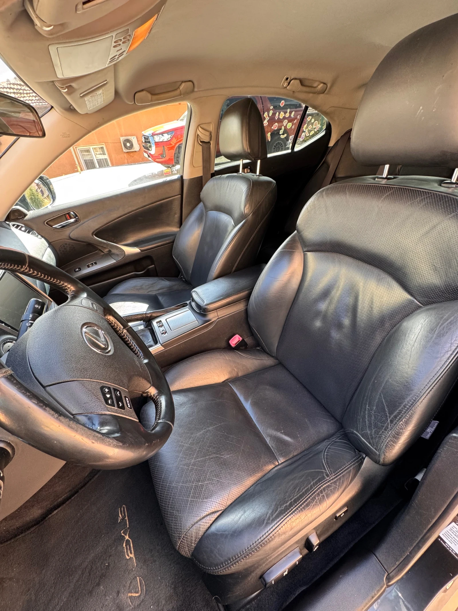 Lexus IS 220d, снимка 12 - Автомобили и джипове - 56336509