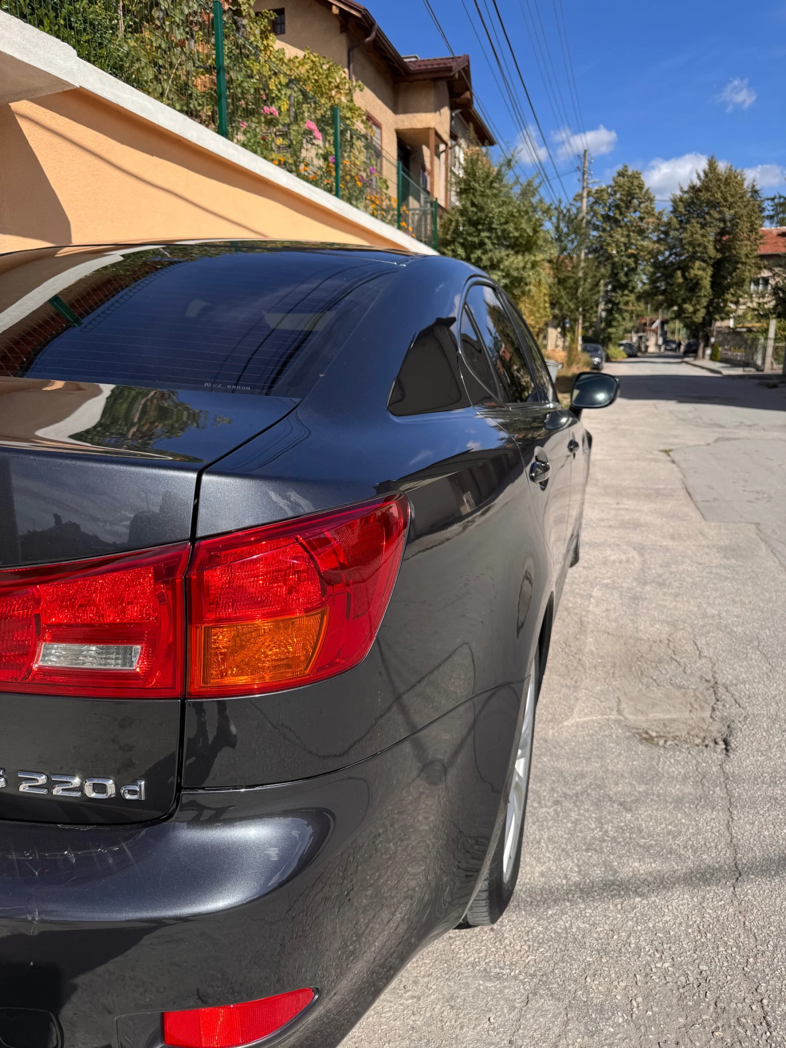 Lexus IS 220d, снимка 8 - Автомобили и джипове - 56336509