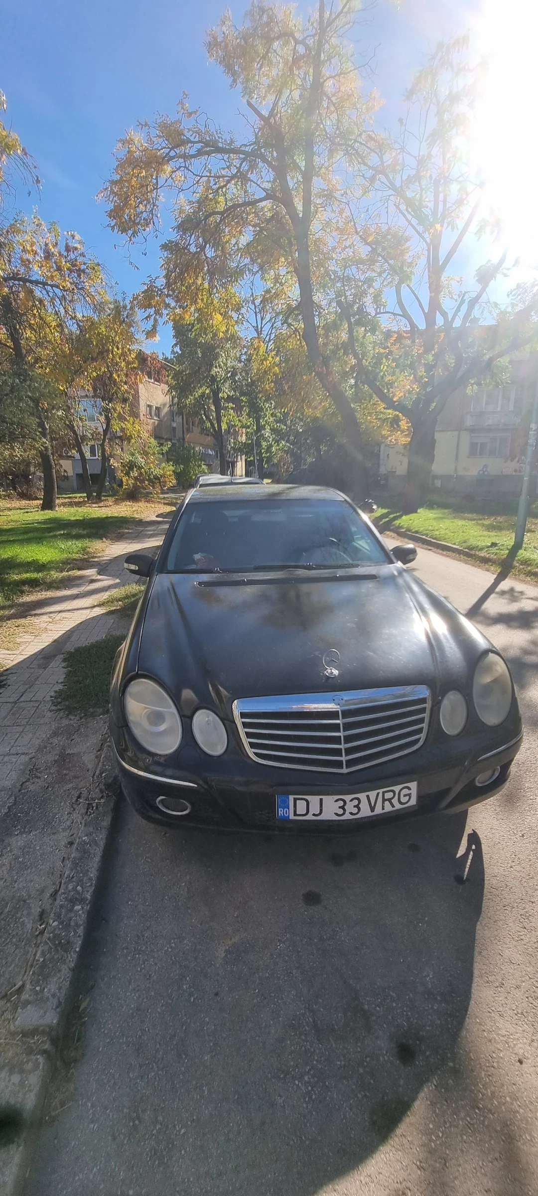 Mercedes-Benz E 270, снимка 2 - Автомобили и джипове - 56629371
