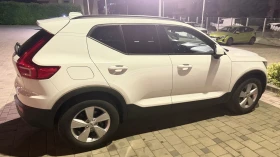 Volvo XC40 2.0d 150, снимка 8