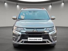 Mitsubishi Outlander Diamond+ /4x4/PHEV/140хл.км/ПЪЛНА СЕРВИЗНА ИСТОРИЯ, снимка 2