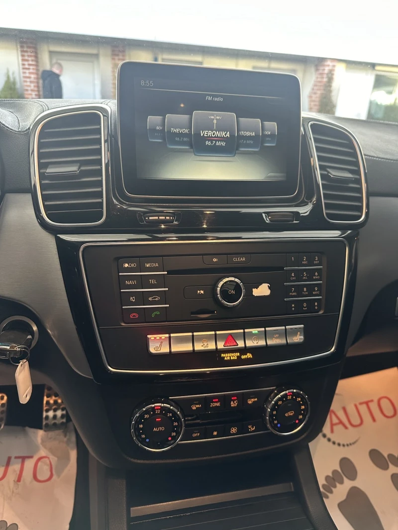 Mercedes-Benz GLE 350 GLE 350 AMG/4Matic/RSE/Harman/Камера/Подгрев, снимка 9 - Автомобили и джипове - 48047886