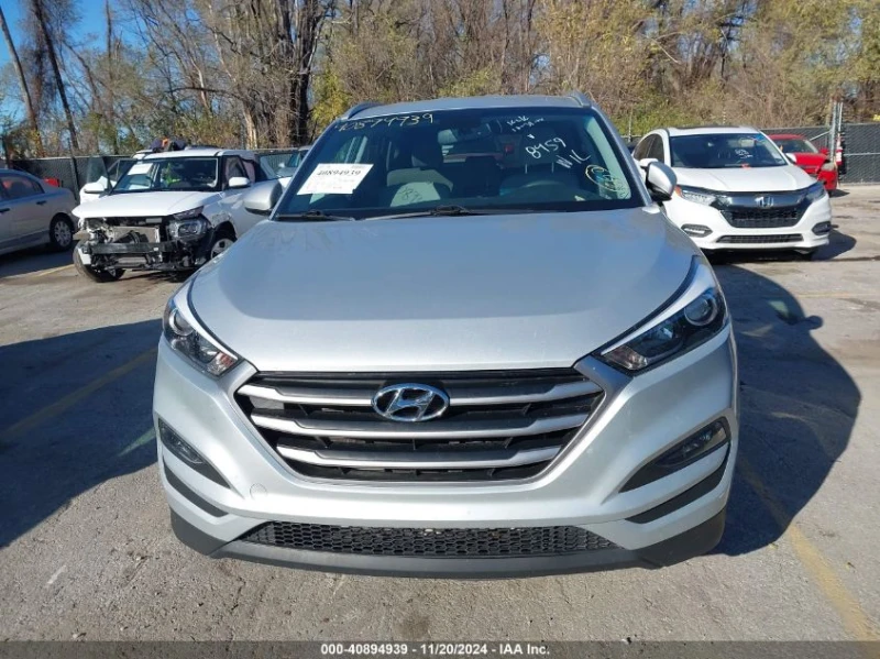 Hyundai Tucson, снимка 3 - Автомобили и джипове - 48530245