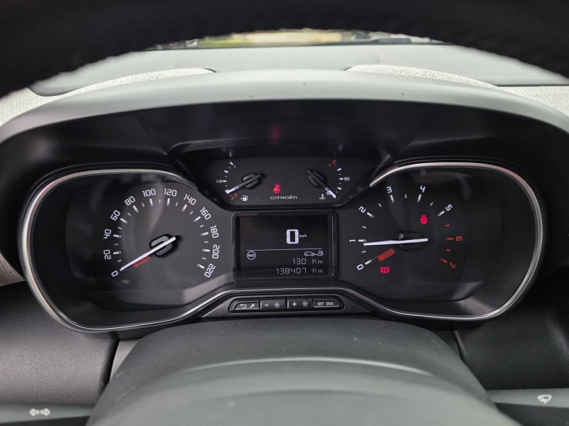 Citroen C3 Aircross 1.2 PureTech Feel Panorama, снимка 12 - Автомобили и джипове - 52312587