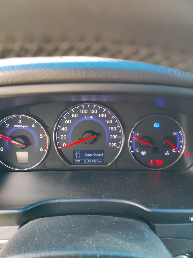 Hyundai Santa fe, снимка 8 - Автомобили и джипове - 52387527