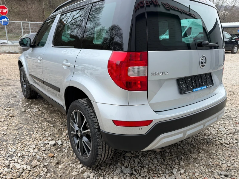 Skoda Yeti 2.0TDI* FACE* UNIKAT* EVRO6, снимка 6 - Автомобили и джипове - 53439934