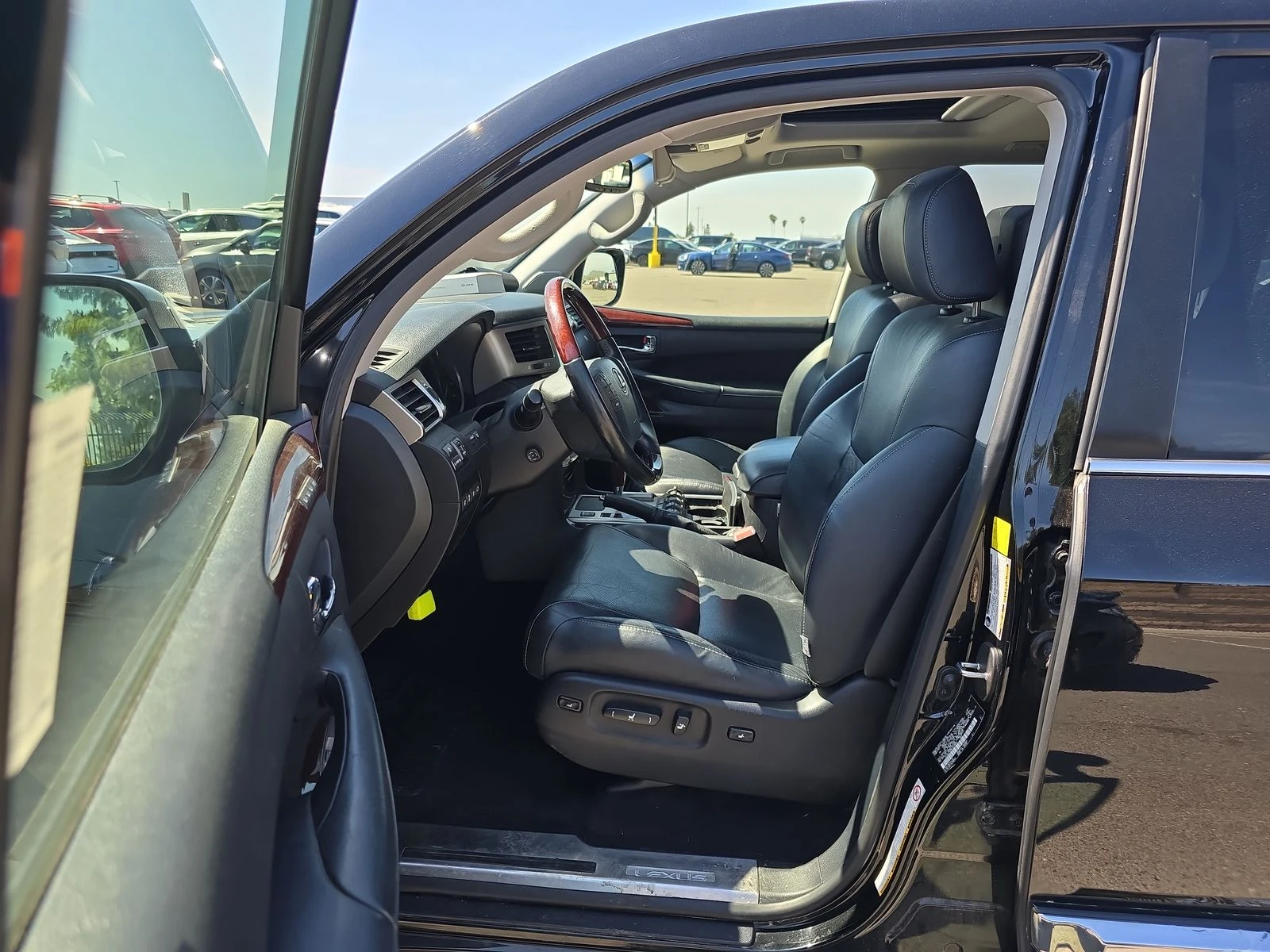 Lexus LX 570 2014 Lexus LX 570 - изображение 7