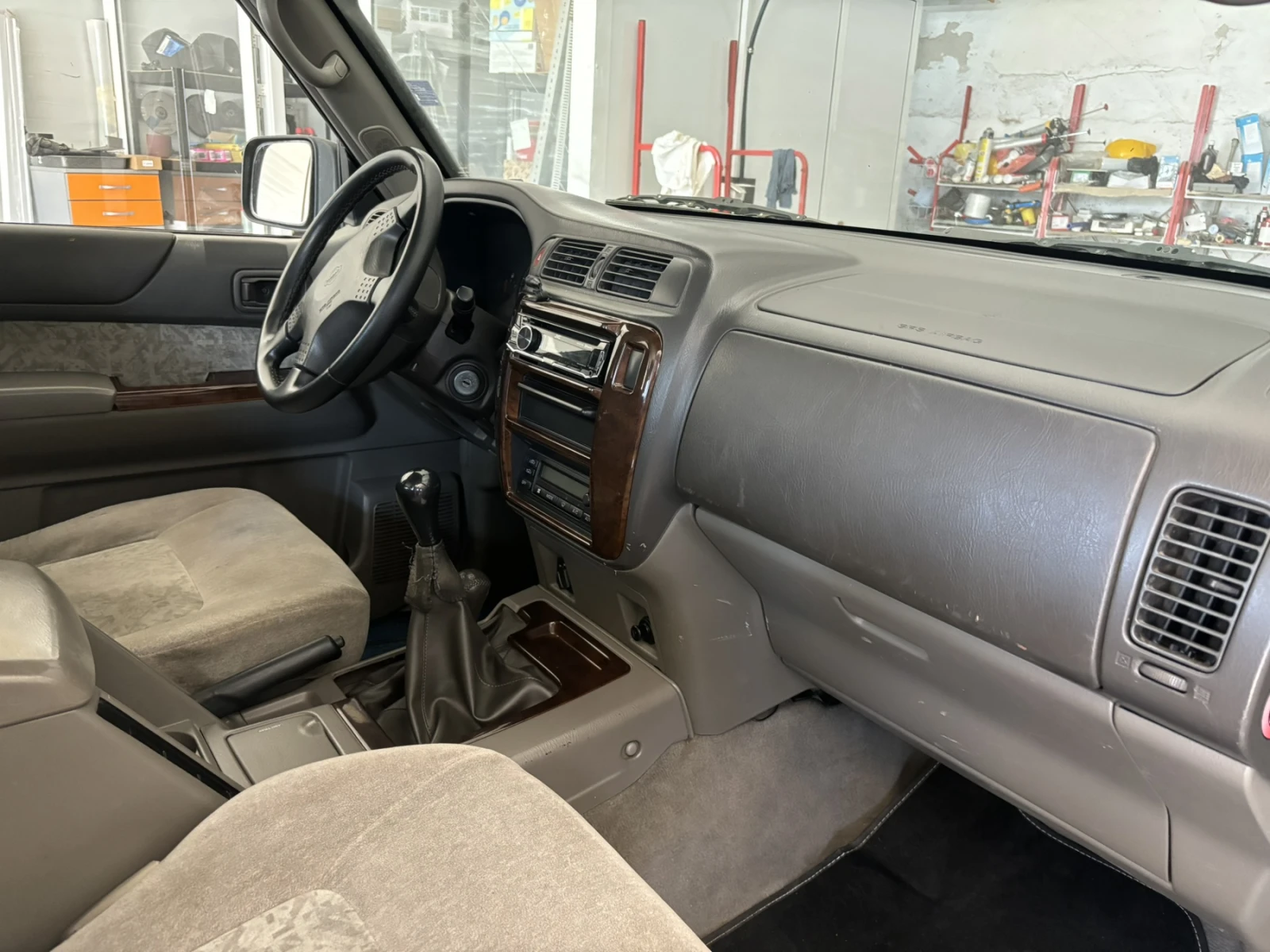Nissan Patrol  - изображение 8