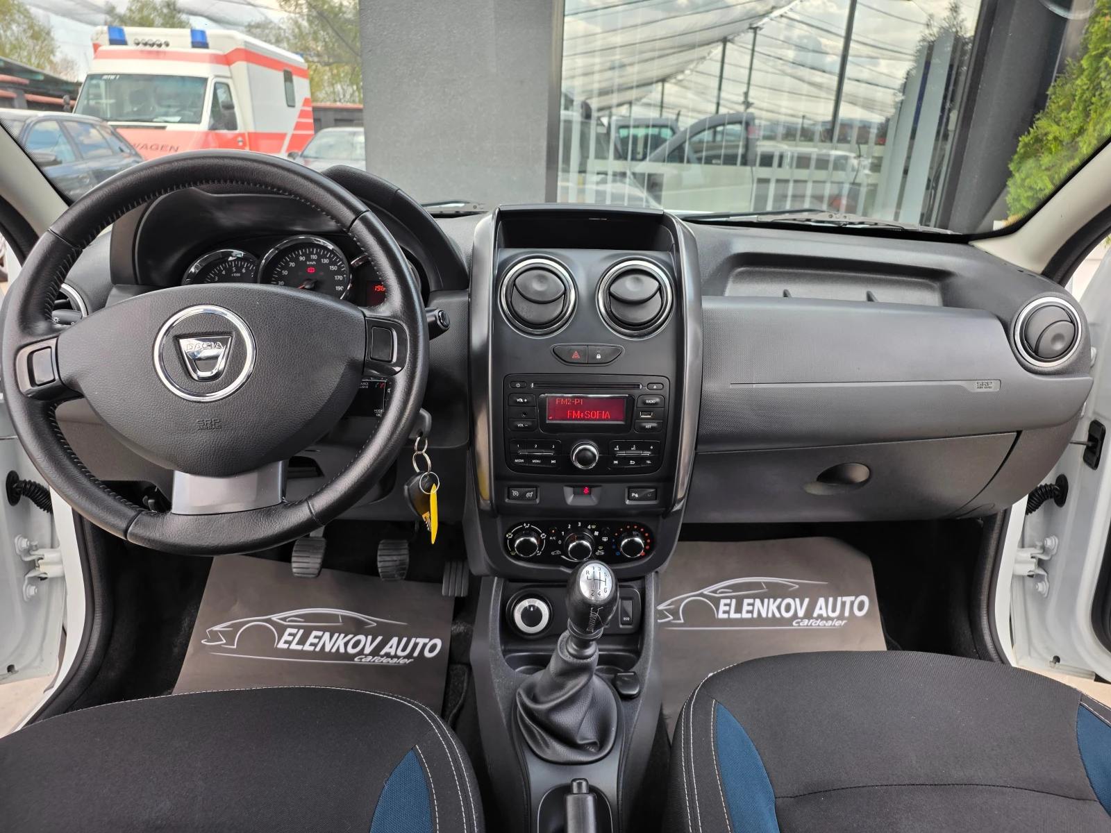 Dacia Duster 1.2 I-125к.с EURO 6-4Х4-КЛИМАТИК-ШВЕЙЦАРИЯ  - изображение 10
