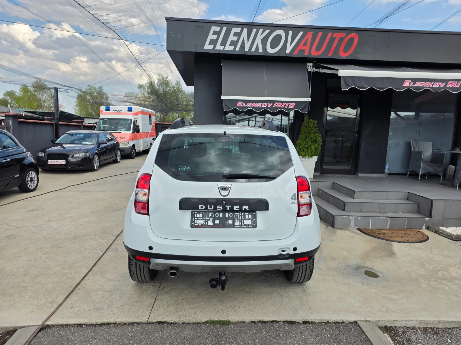 Dacia Duster 1.2 I-125к.с EURO 6-4Х4-КЛИМАТИК-ШВЕЙЦАРИЯ  - изображение 7