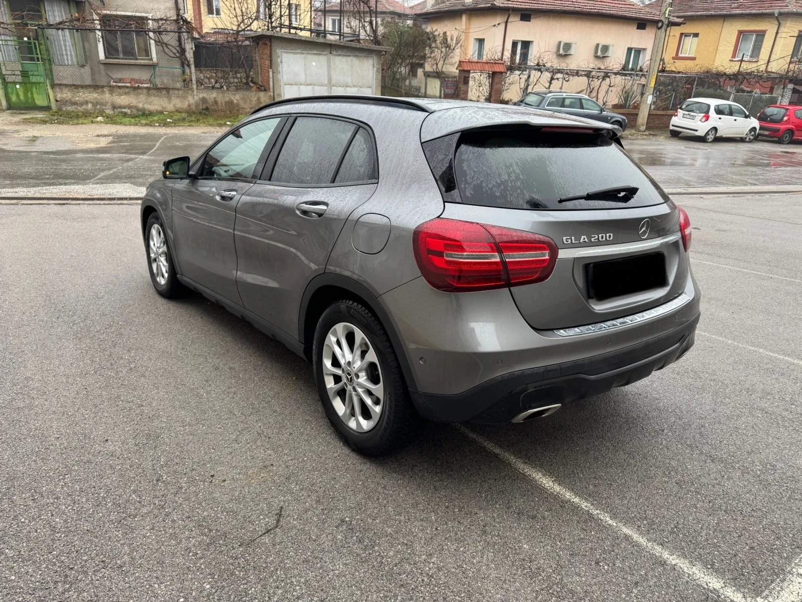 Mercedes-Benz GLA 200  - изображение 4