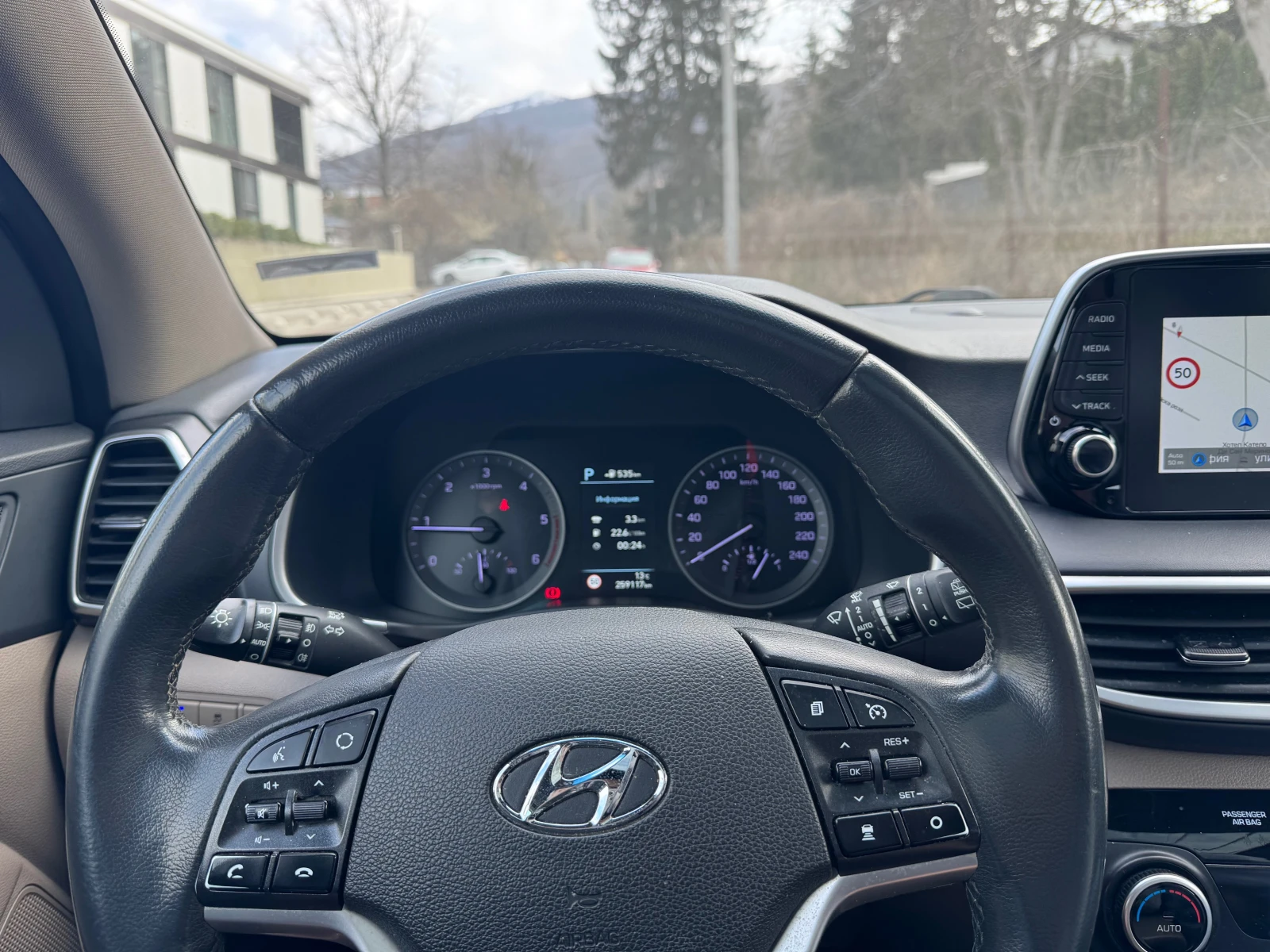 Hyundai Tucson Facelift 2.0D 4x4, снимка 6 - Автомобили и джипове - 54206655