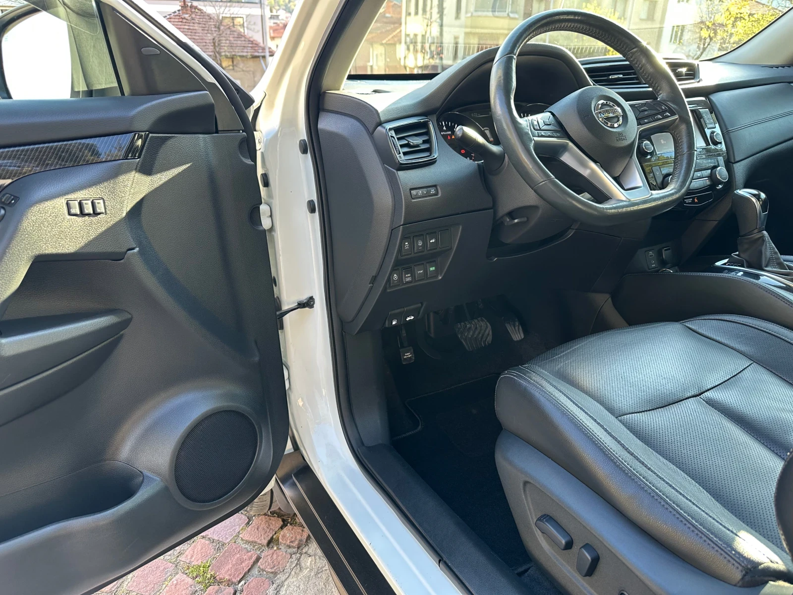 Nissan Rogue SL AWD, снимка 7 - Автомобили и джипове - 54239977