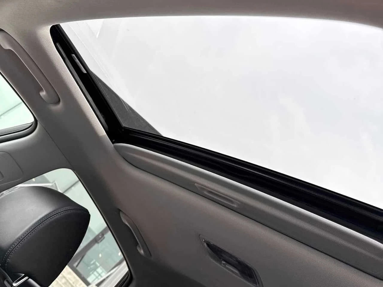 Hyundai Kona Ultimate  CARFAX, снимка 11 - Автомобили и джипове - 54291667