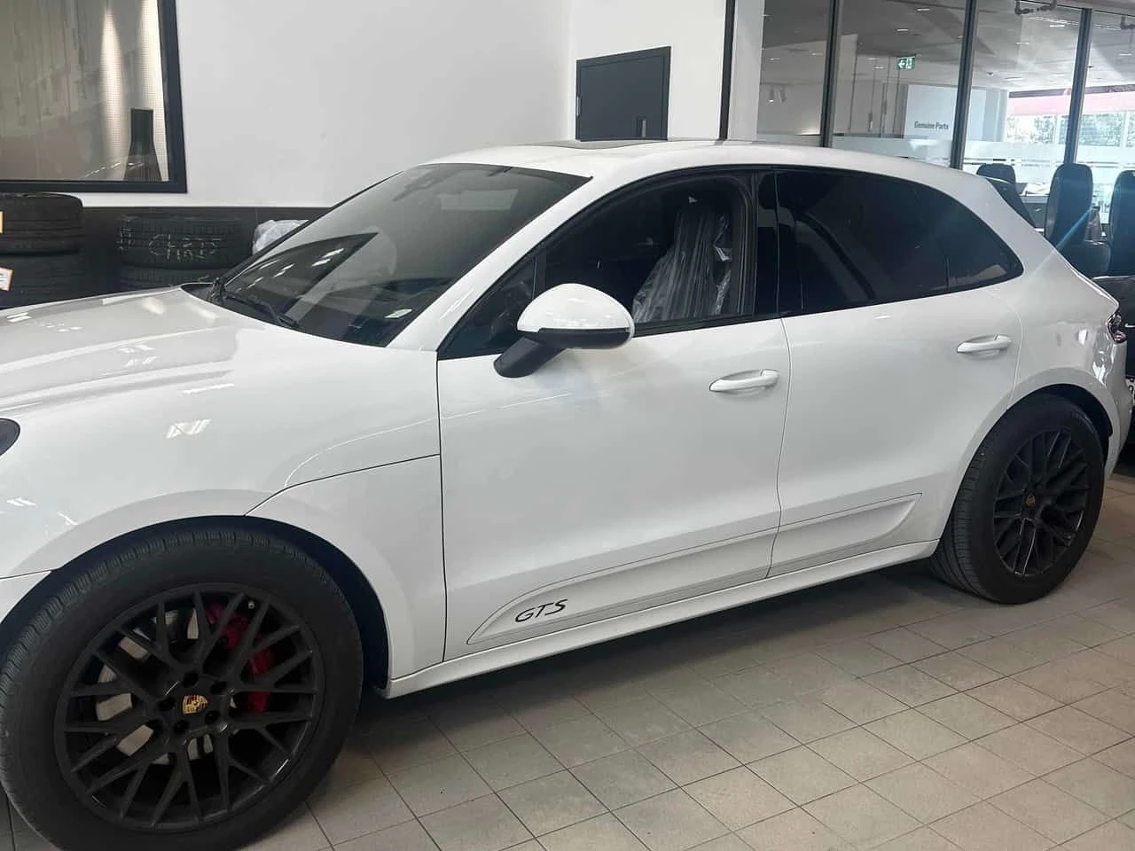 Porsche Macan * GTS * AВТОКРЕДИТ* DISTRONIC* BOSE* , снимка 2 - Автомобили и джипове - 54542870