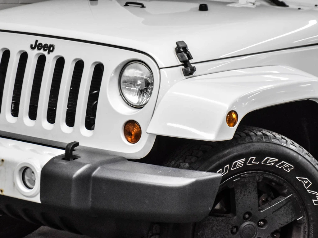 Jeep Wrangler  Sahara 4WD, снимка 2 - Автомобили и джипове - 55009306