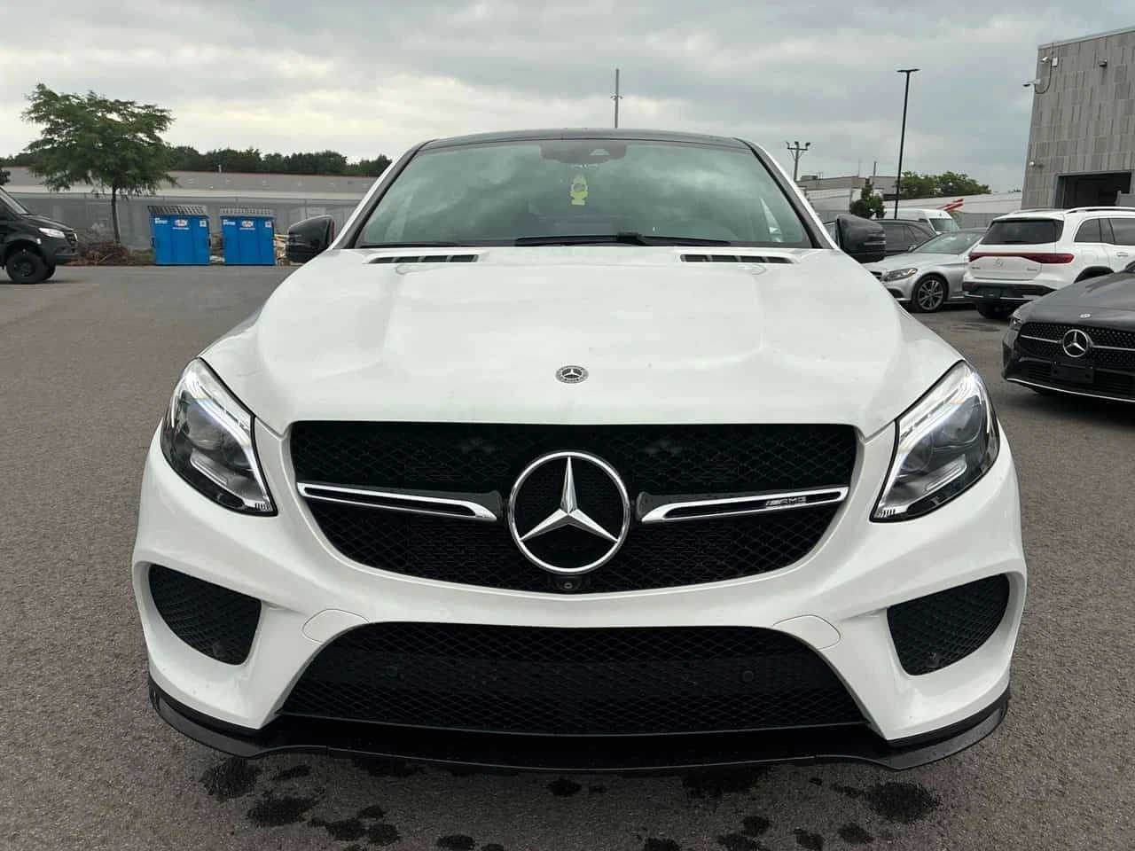 Mercedes-Benz GLE 43 AMG COUPE * ПОДГРЕВИ * H/K * ОПЦИЯ ЗА ФИНАНСИРАНЕ, снимка 6 - Автомобили и джипове - 55305929