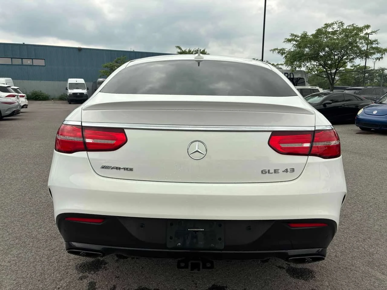 Mercedes-Benz GLE 43 AMG COUPE * ПОДГРЕВИ * H/K * ОПЦИЯ ЗА ФИНАНСИРАНЕ, снимка 4 - Автомобили и джипове - 55305929