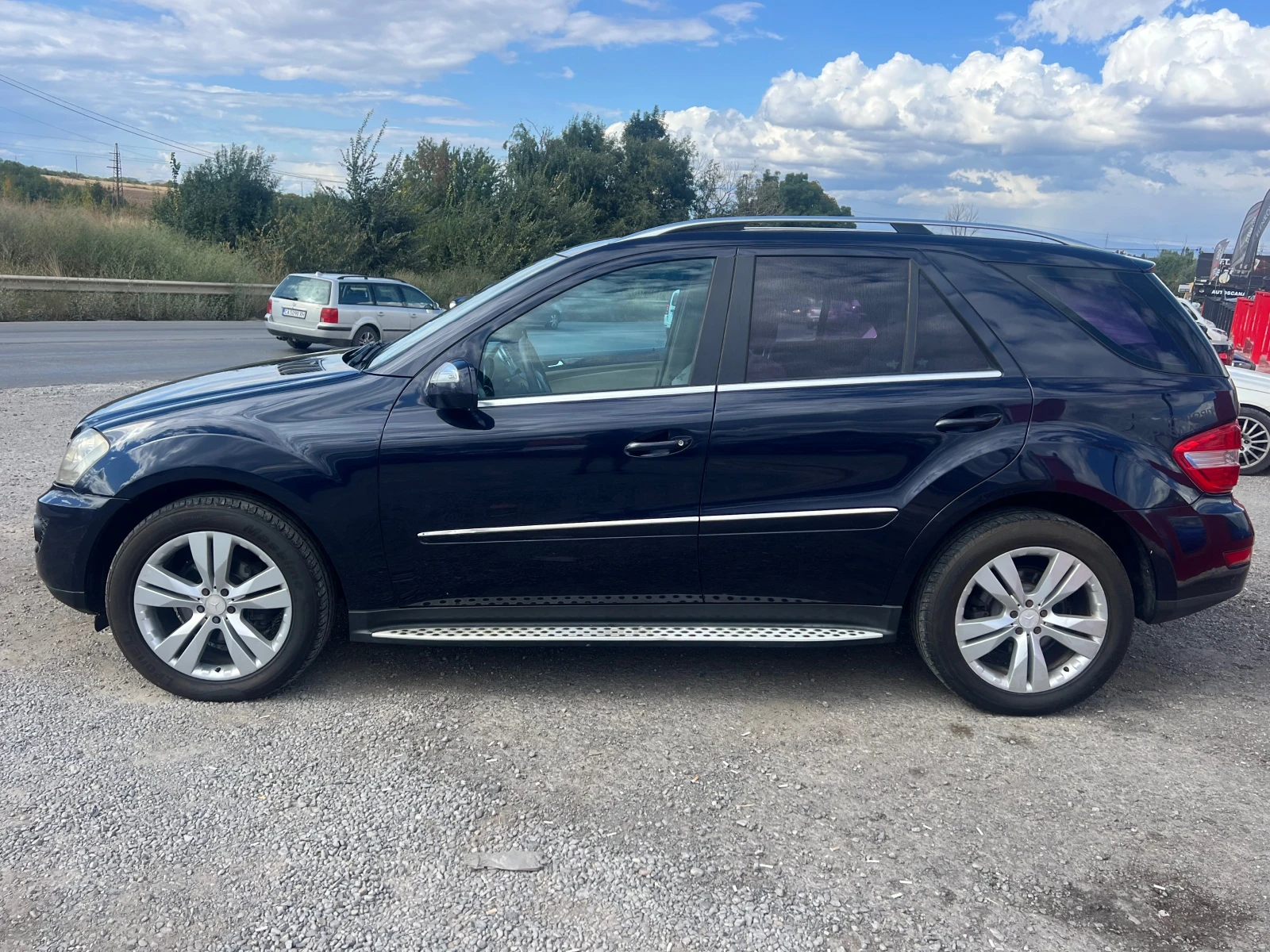 Mercedes-Benz ML 320 Собствен лизинг! 100% ОдобрениеУ, снимка 5 - Автомобили и джипове - 56233245