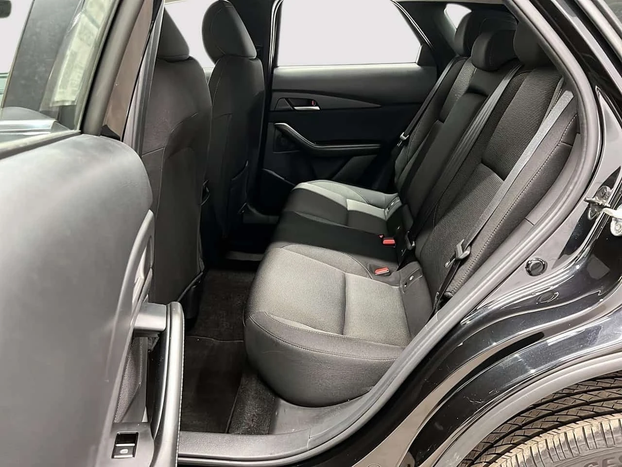 Mazda CX-30 GX / CARFAX / ���������� / ���� �� ��������  | Mobile.bg � ����������� 13