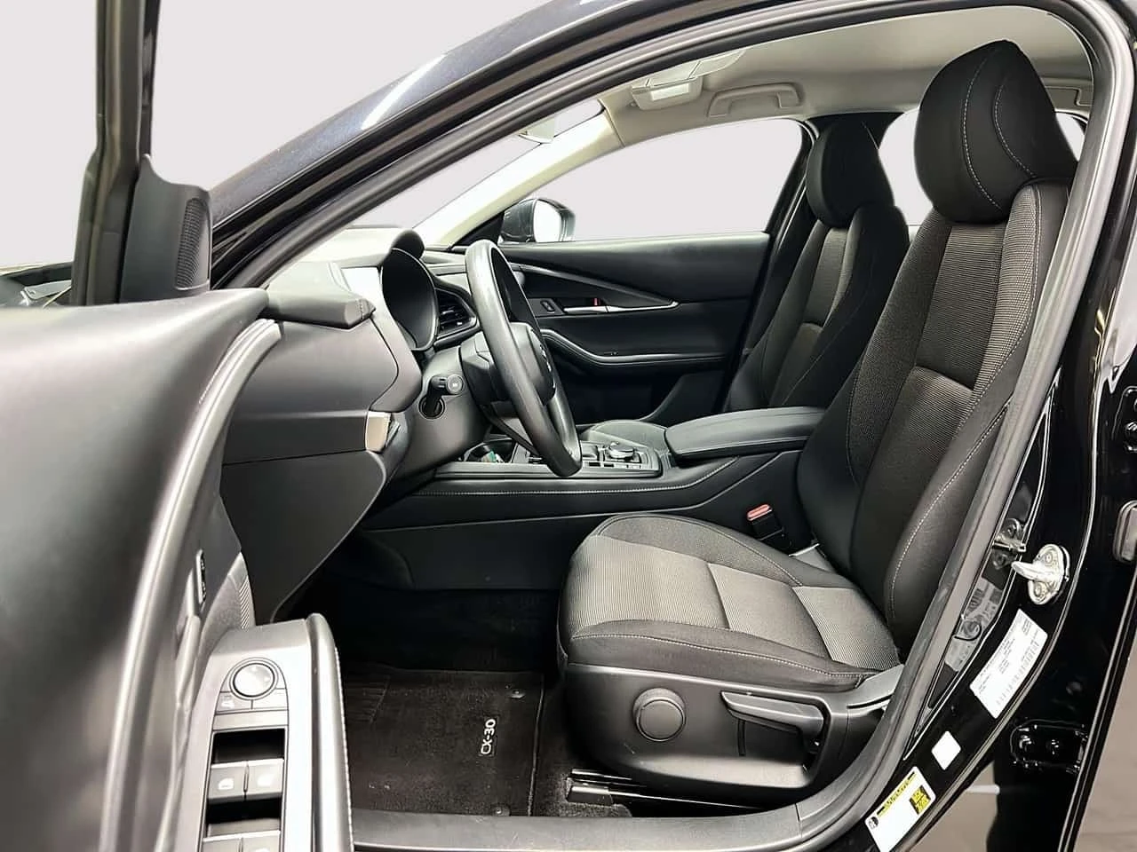 Mazda CX-30 GX / CARFAX / ���������� / ���� �� ��������  | Mobile.bg � ����������� 9
