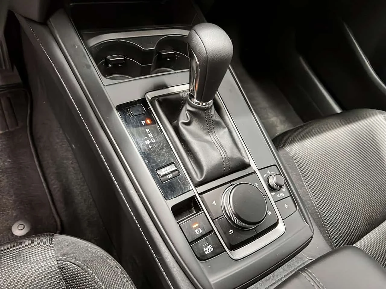 Mazda CX-30 GX / CARFAX / ���������� / ���� �� ��������  | Mobile.bg � ����������� 11