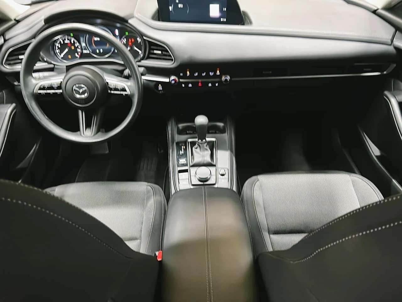 Mazda CX-30 GX / CARFAX / ���������� / ���� �� ��������  | Mobile.bg � ����������� 7