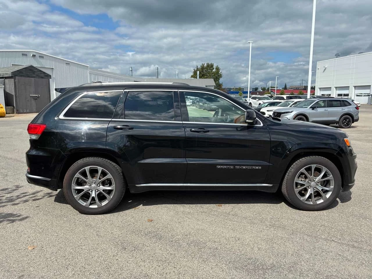 Jeep Grand cherokee * Summit * CARFAX * ПАНОРАМА * ОБДУХВАНЕ * , снимка 4 - Автомобили и джипове - 56335314