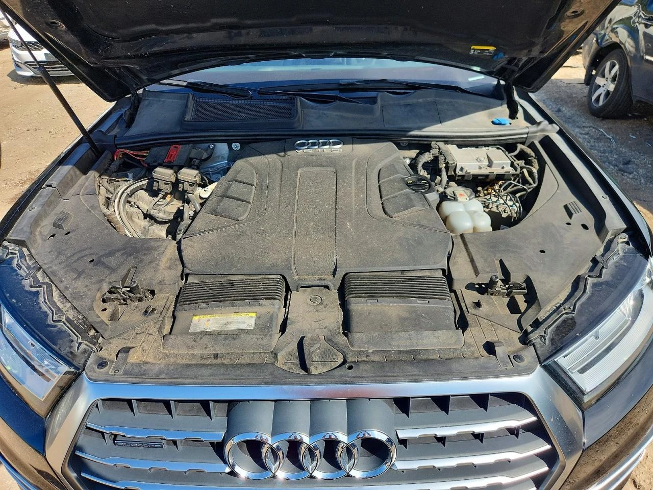 Audi Q7 3.0l Premium Plus, снимка 11 - Автомобили и джипове - 56350732